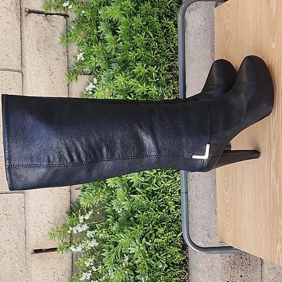 Louis Vuitton Knee High Black Boots High Heels size US size  6.5 / EU 37.5 - Picture 5 of 14